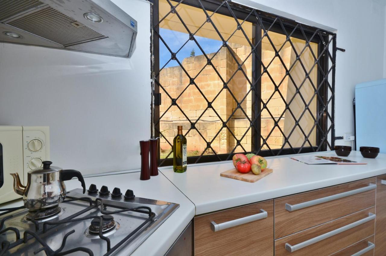 City Living Suite Tk 1 Rm 3 San Ġiljan Buitenkant foto